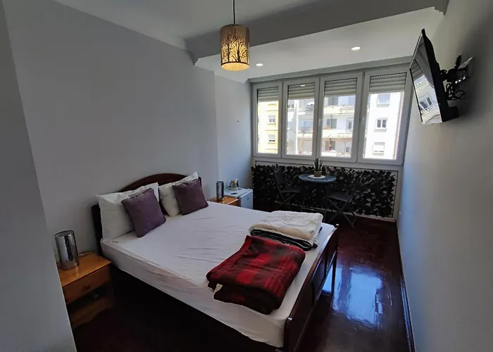 Lisboa Apartamento, Com 3 Quartos Penha De Franca