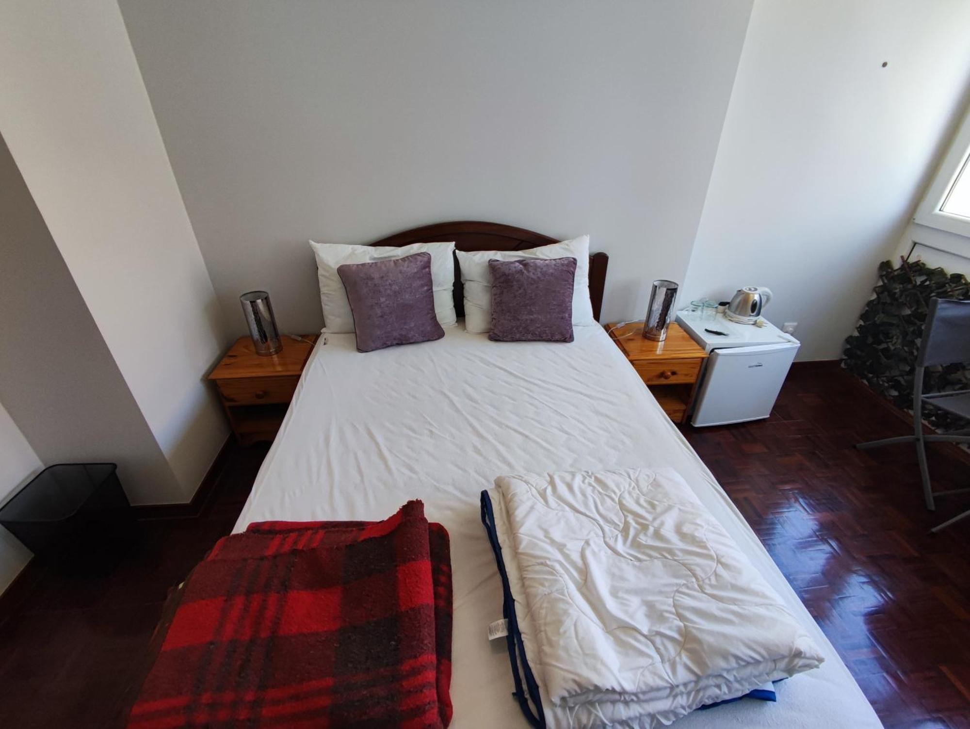 Apartamento, Com 3 Quartos Penha De Franca Lisboa